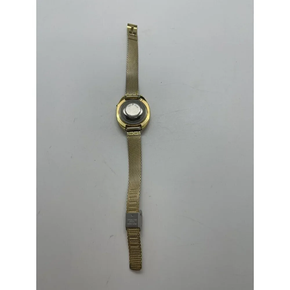 Vintage TIMEX RED LED Digital Ladies Women's Wristwatch Round Gold Tone SSC